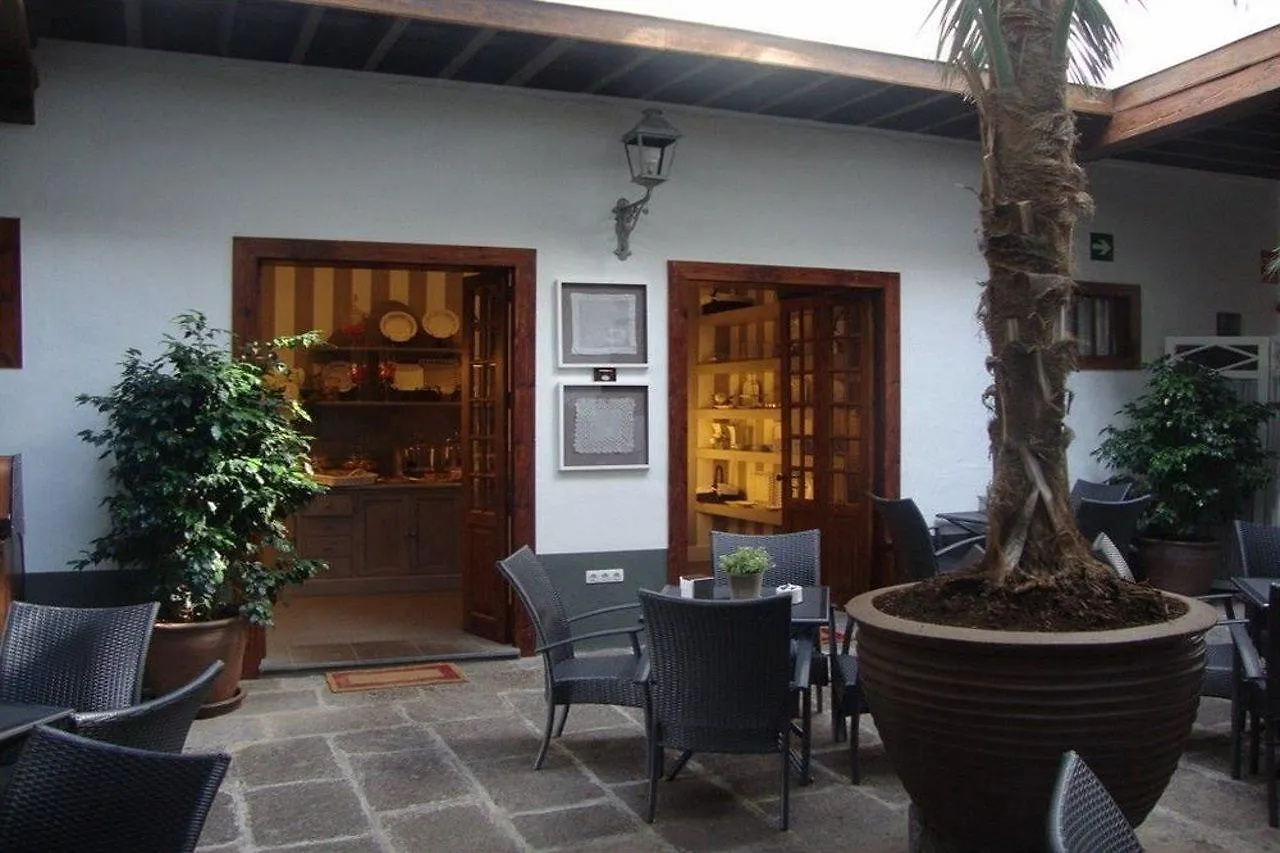 Isla Baja Suites Garachico  4*, Garachico (Tenerife)